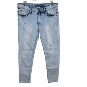 Soft Surrounding Light Wash Distressed Jeans Size‎ 6